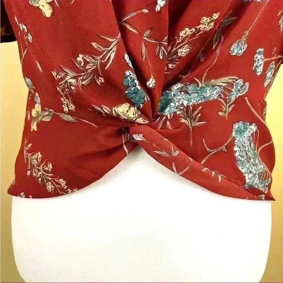 Sienna Sky Maroon Floral V-Neck Faux Wrap Cinch Waist Knotted Back Top Size M - Picture 8 of 12